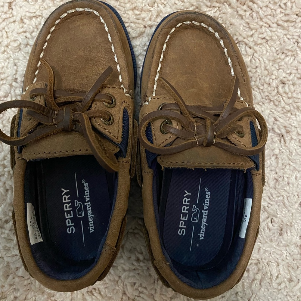 Sperry Vineyard Vines toddler size 8